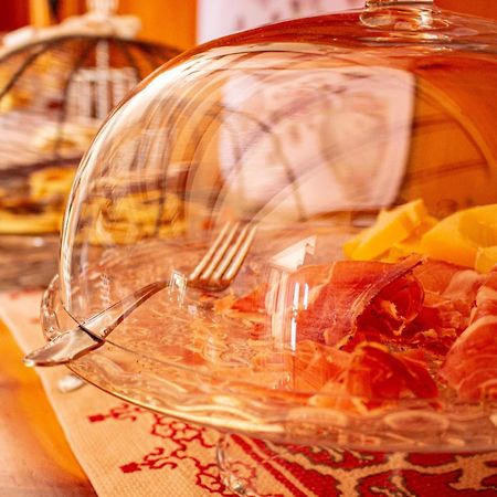A Casa Di Gianni E Mari Bed & Breakfast Vestone Ngoại thất bức ảnh